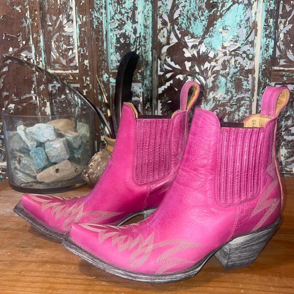 New old gringo pink booties